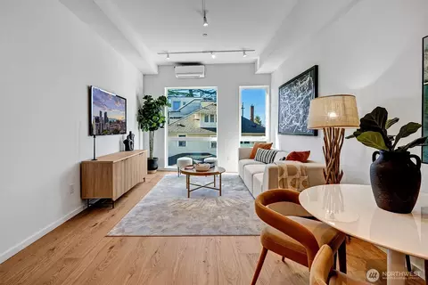 Living - 1233 E Roy St, Seattle, WA 98102 photo 1 of 5