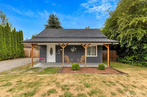 630 17th St SE, Puyallup, WA 98372