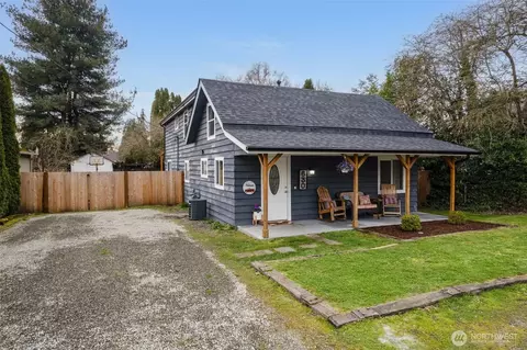 630 17th St SE, Puyallup, WA 98372