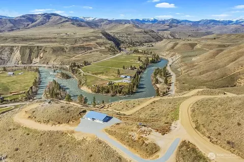 2 Island View Ln, Methow, WA 98834