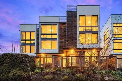 3827 23rd Ave W #C, Seattle, WA 98199