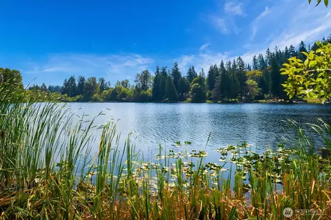 13059 SE 76th St, Newcastle, WA 98056