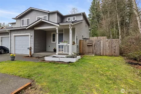 24114 SE 281st St, Maple Valley, WA 98038