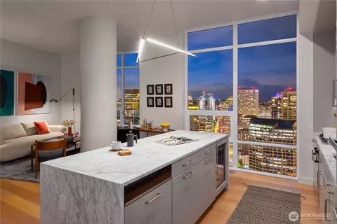 121 Stewart St #3402, Seattle, WA 98101