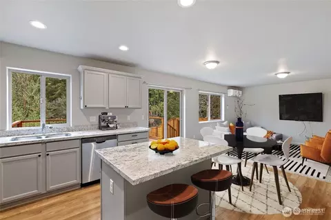 683 SE Olga Cir, Port Orchard, WA 98366