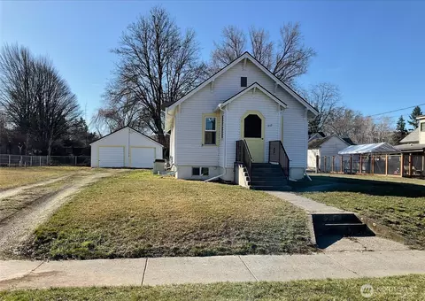 212 E Sixth, Waitsburg, WA 99361