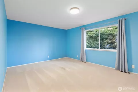 Bedroom - 22621 8th Dr SE, Bothell, WA 98021 photo 7 of 7