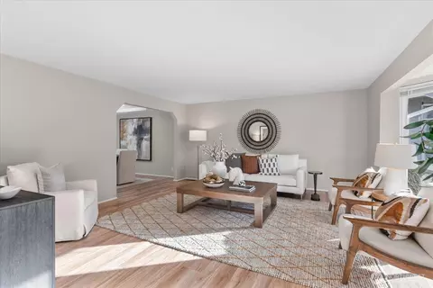 Living - 22621 8th Dr SE, Bothell, WA 98021 photo 2 of 9