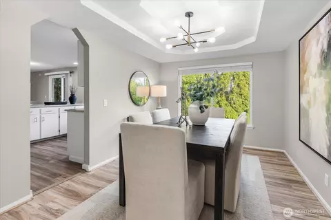 Dining - 22621 8th Dr SE, Bothell, WA 98021 photo 2 of 4