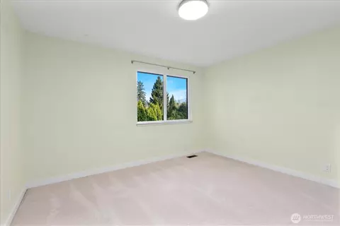 Bedroom - 22621 8th Dr SE, Bothell, WA 98021 photo 5 of 7