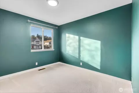 Bedroom - 22621 8th Dr SE, Bothell, WA 98021 photo 6 of 7