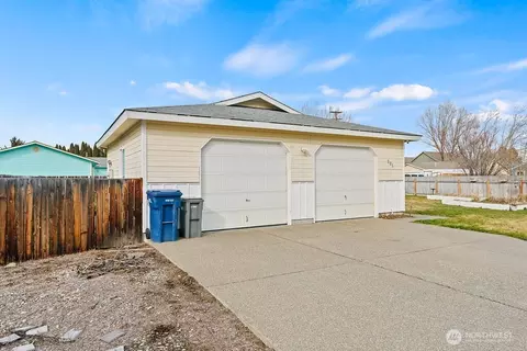 301 W Helena Ave, Ellensburg, WA 98926