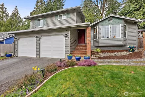 952 Marwood Dr NE, Bremerton, WA 98311