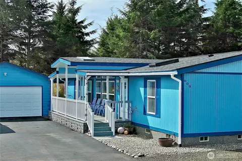 609 Chenois Ave NE, Ocean Shores, WA 98569