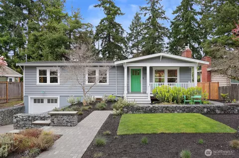 130 N 171st St, Shoreline, WA 98133