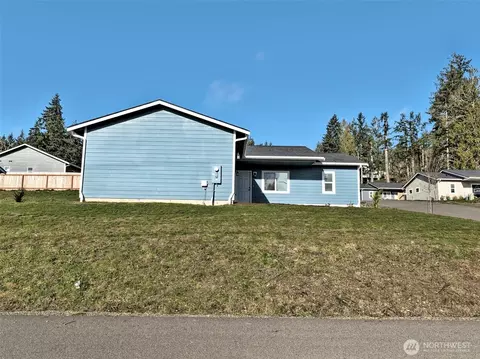 11 Eberhart Ln, Allyn, WA 98524 photo 13