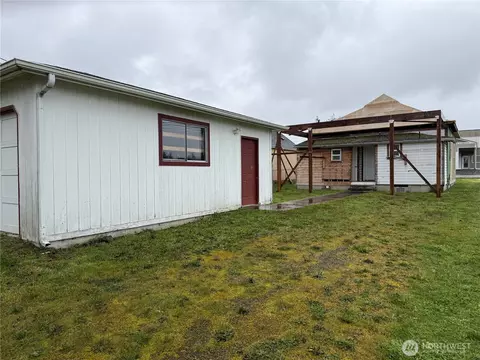 Exterior - 490 W Spruce St, Sequim, WA 98382 photo 3 of 6
