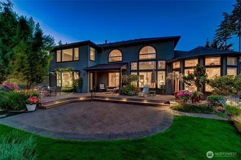 12521 237th Way NE, Redmond, WA 98053