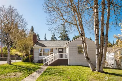 13703 Palatine Ave N, Seattle, WA 98133