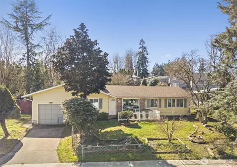 2609 Lake Youngs Ct SE, Renton, WA 98058