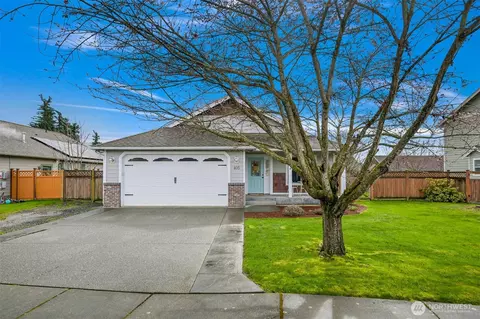 405 Jackson Ct, Nooksack, WA 98276