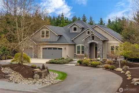 31627 SE 280th Ct, Ravensdale, WA 98051