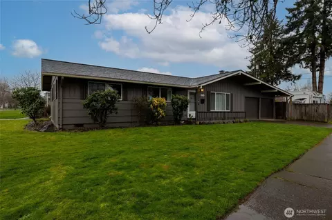 2026 28th Ave, Longview, WA 98632