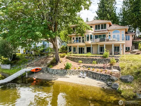 17714 Kingfisher Cove Ln, Mount Vernon, WA 98274