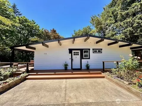 19306 NW 11th Ave, Ridgefield, WA 98642