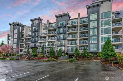 320 E 32nd St #209, Tacoma, WA 98404