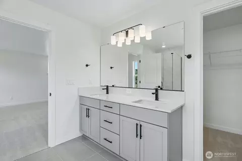 Bath - 23962 36th Ave SE #4, Bothell, WA 98021 photo 3 of 5