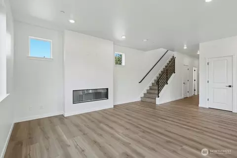 Living - 23962 36th Ave SE #4, Bothell, WA 98021 photo 3 of 4