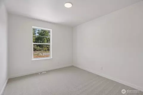 Bedroom - 23962 36th Ave SE #4, Bothell, WA 98021 photo 1 of 7
