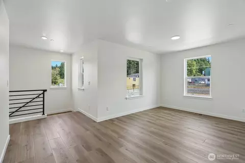 Living - 23962 36th Ave SE #4, Bothell, WA 98021 photo 4 of 4