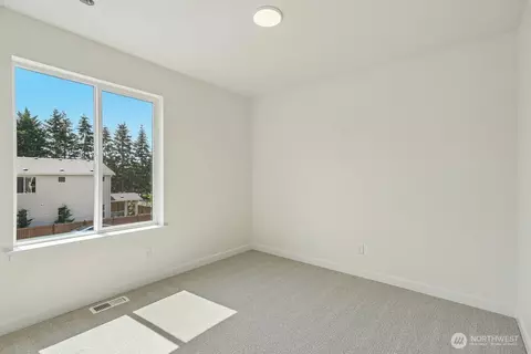 Bedroom - 23962 36th Ave SE #4, Bothell, WA 98021 photo 3 of 7