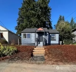 1619 Bayview Dr W, Bremerton, WA 98312