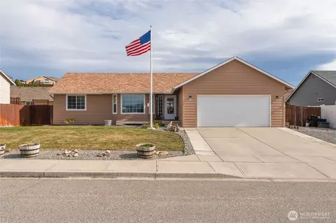 1315 Tractor Loop, East Wenatchee, WA 98802