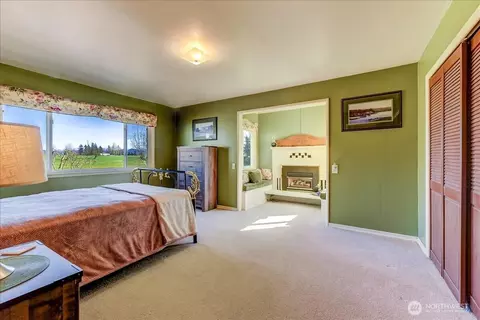 Bedroom - 43004 196th Ave SE, Enumclaw, WA 98022 photo 1 of 4