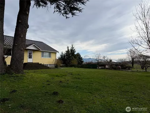 Exterior - 43004 196th Ave SE, Enumclaw, WA 98022 photo 8 of 13