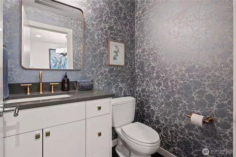 Bath - 2832 Fairview Ave E, Seattle, WA 98102 photo 1 of 2