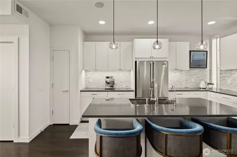 Kitchen - 2832 Fairview Ave E, Seattle, WA 98102 photo 3 of 6