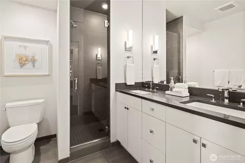 Bath - 2832 Fairview Ave E, Seattle, WA 98102 photo 2 of 2