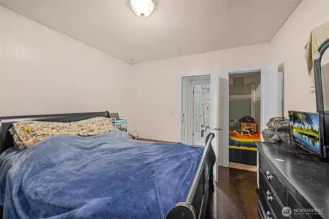 Bedroom - 2209 21st St, Everett, WA 98201 photo 2 of 4