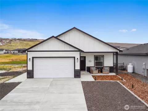 6697 Club House Dr SE #88, Othello, WA 99344