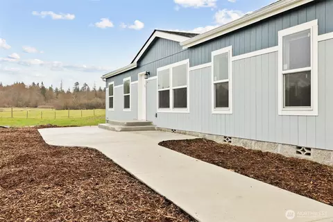 591 N Lees Crk, Port Angeles, WA 98362