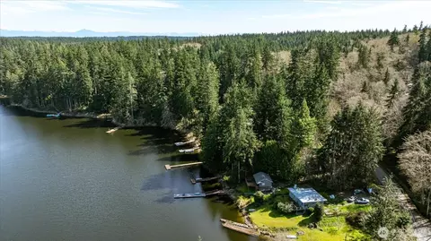4887 Lakeside Dr, Langley, WA 98260