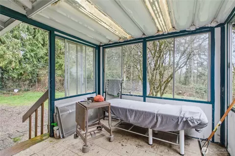 Exterior - 20327 W Richmond Rd, Bothell, WA 98021 photo 3 of 6