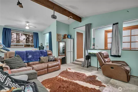 Other - 20327 W Richmond Rd, Bothell, WA 98021 photo 3 of 6