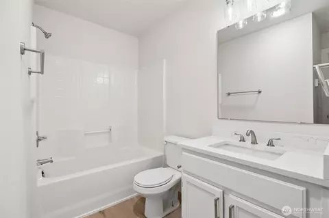 Bath - 20009 40th Ave E, Spanaway, WA 98387 photo 2 of 2