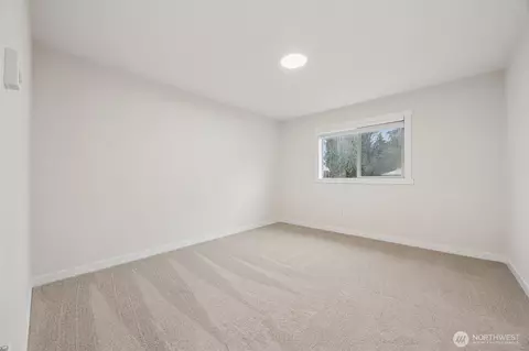 Bedroom - 20009 40th Ave E, Spanaway, WA 98387 photo 1 of 4